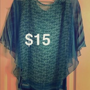 Avenue blouse-loose and flowy